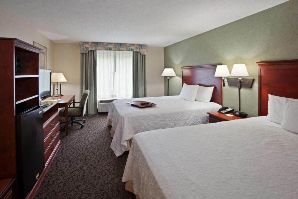 Queen Room with Two Queen Beds - Non-Smoking