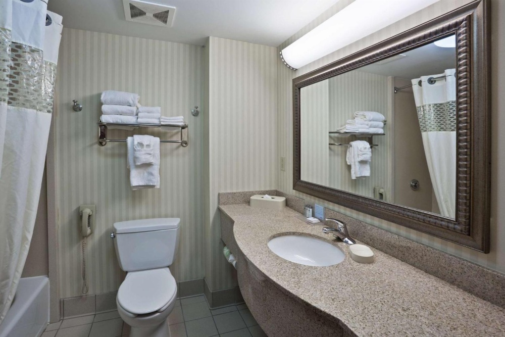 Hampton Inn By Hilton Ithaca Main image