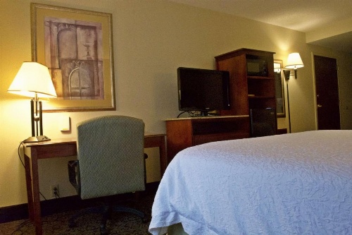 Hampton Inn By Hilton Ithaca image 6